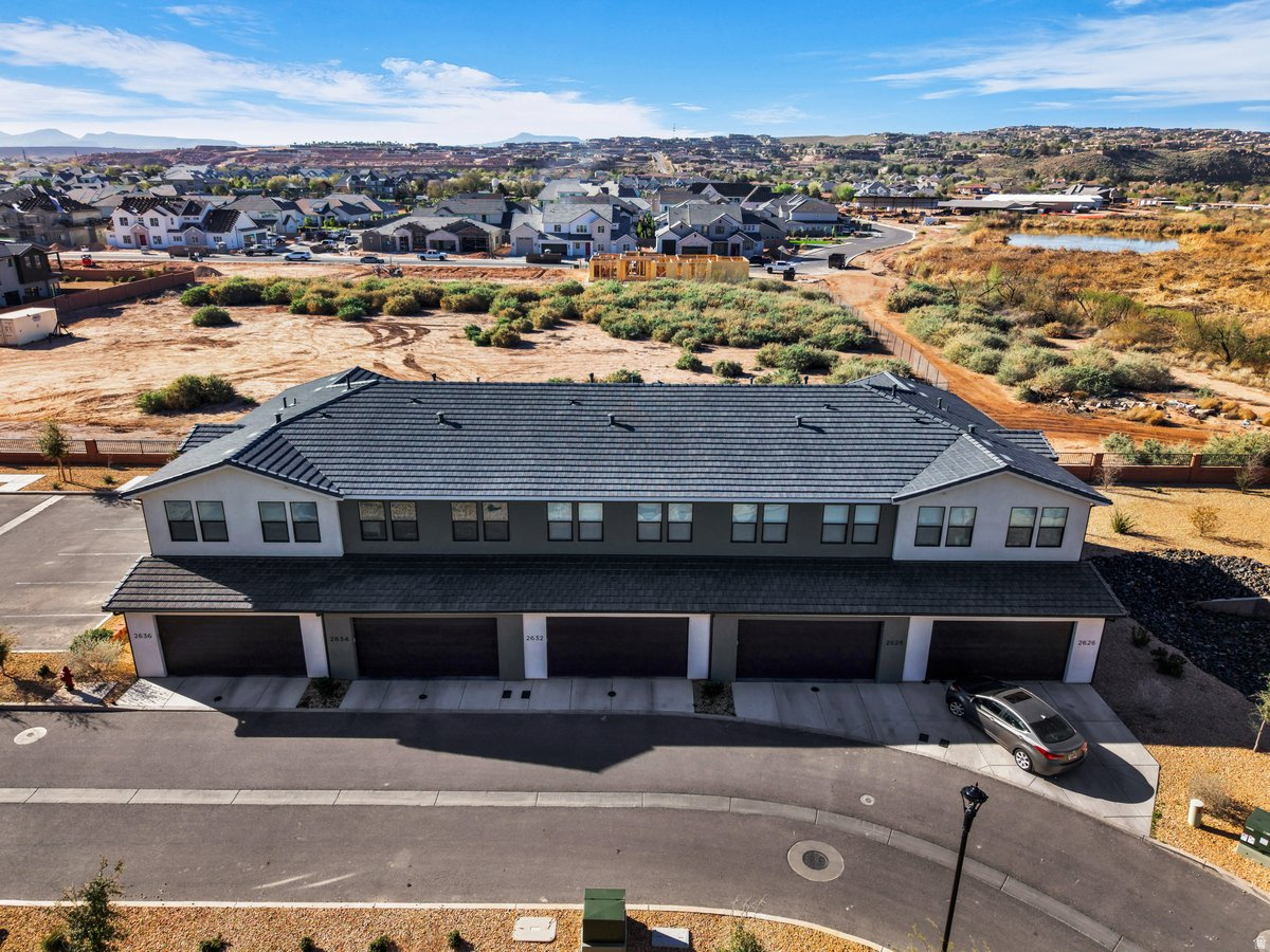 WOODLAND ESTATES TH PH 4 - Residential