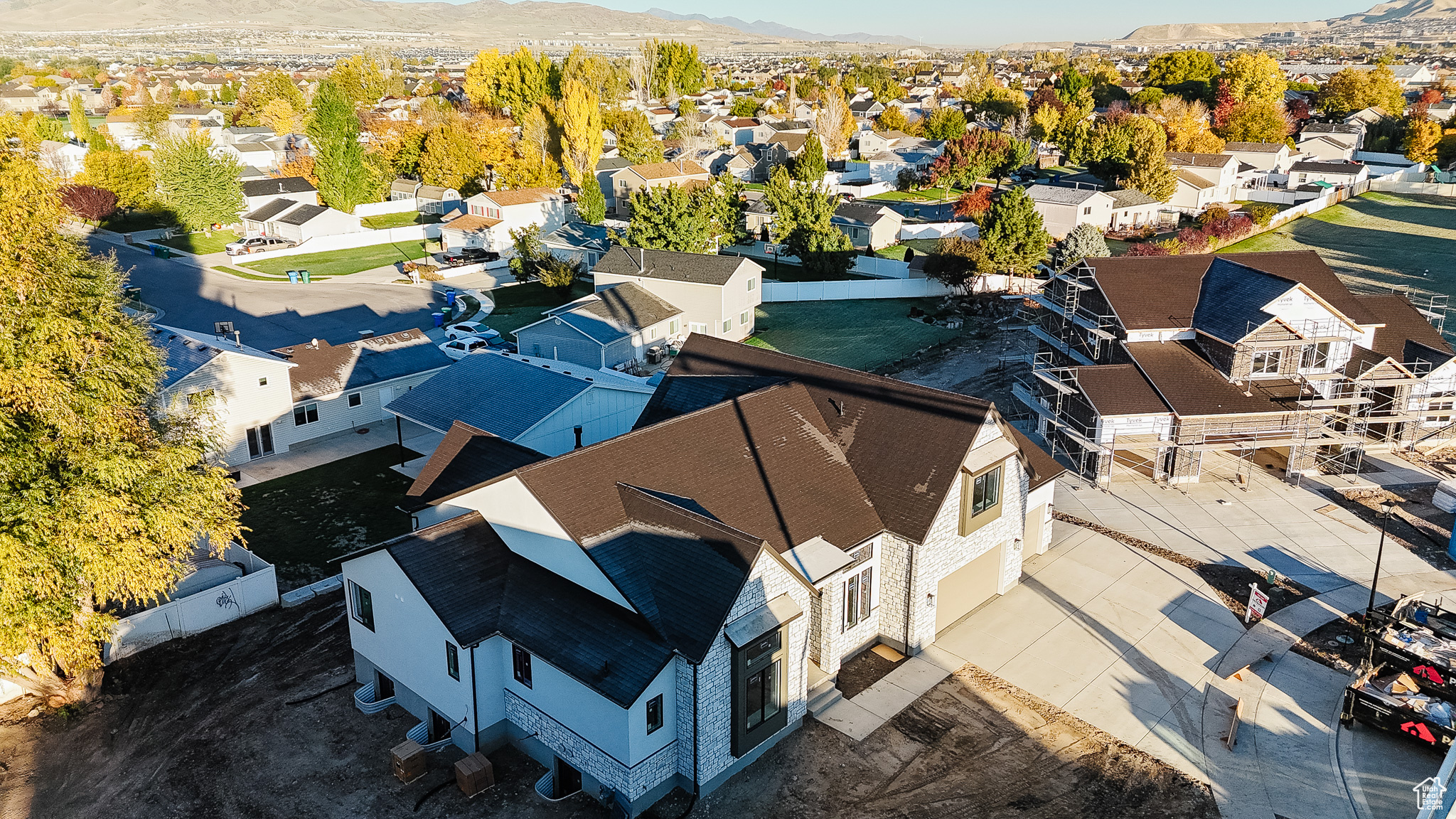 LONGHORN MEADOWS - Residential