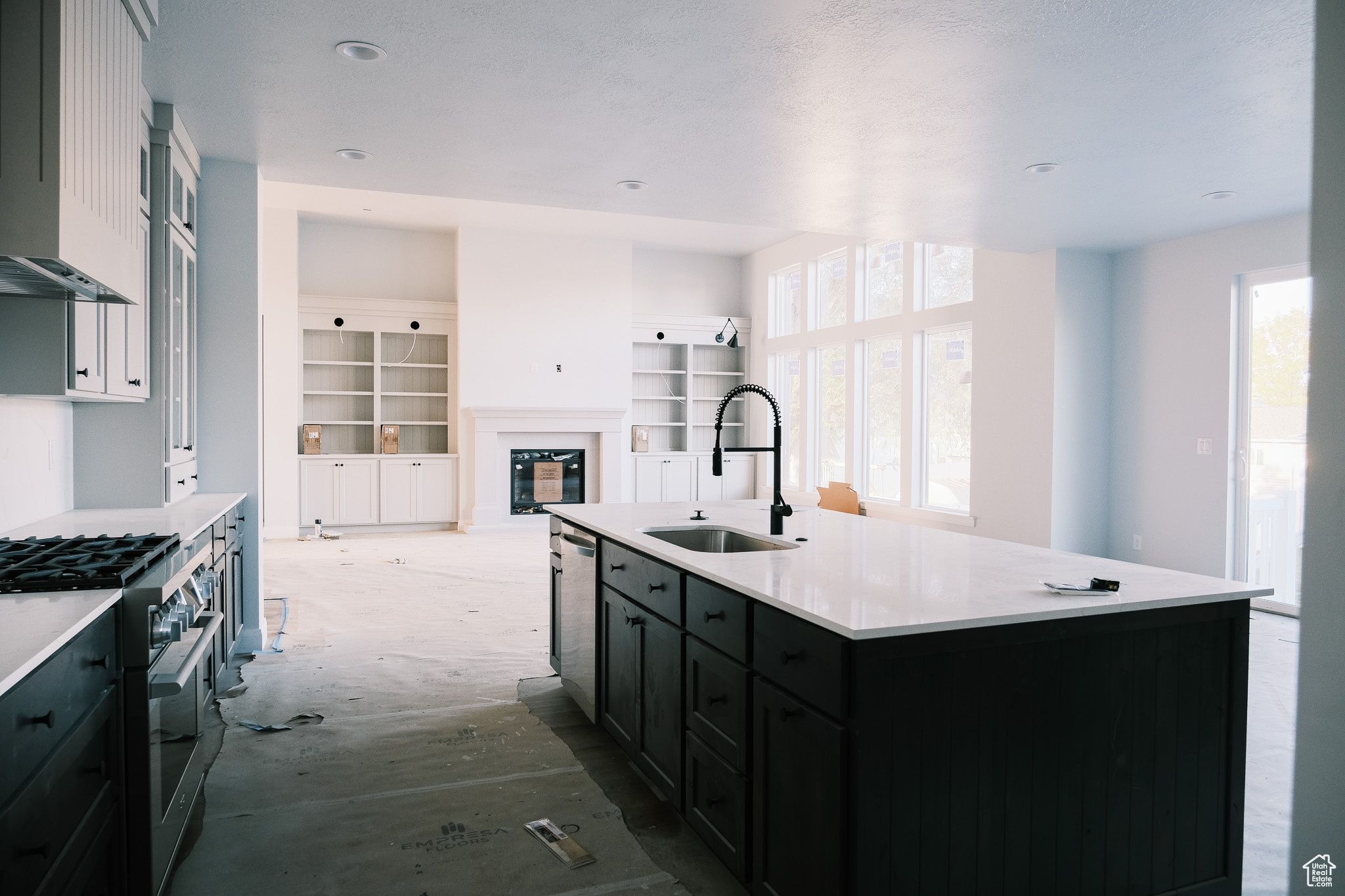 LONGHORN MEADOWS - Residential