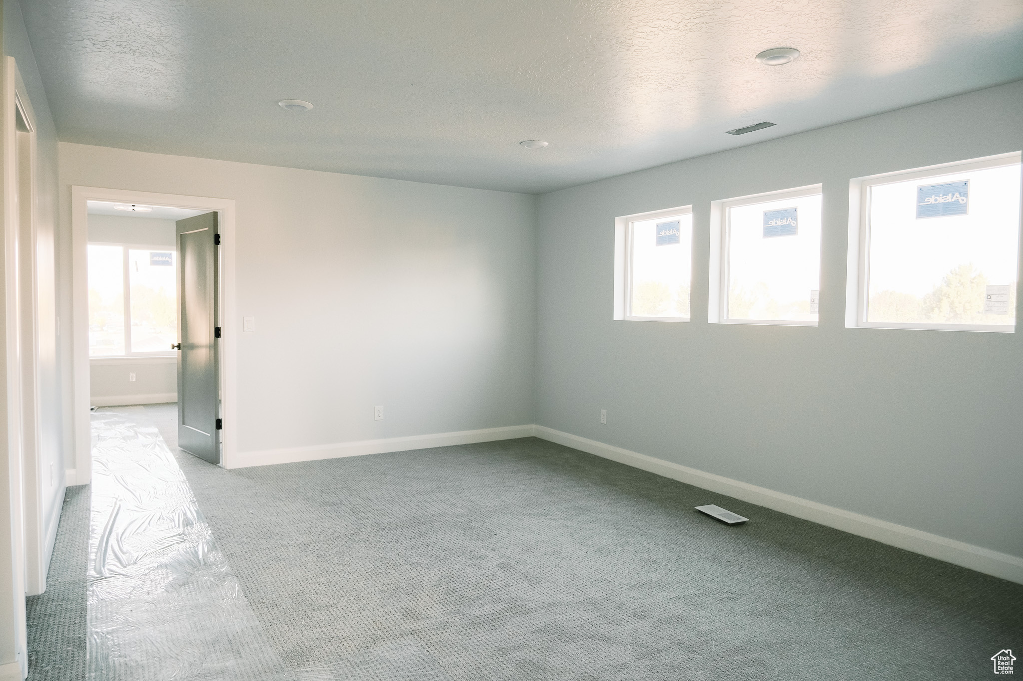 LONGHORN MEADOWS - Residential