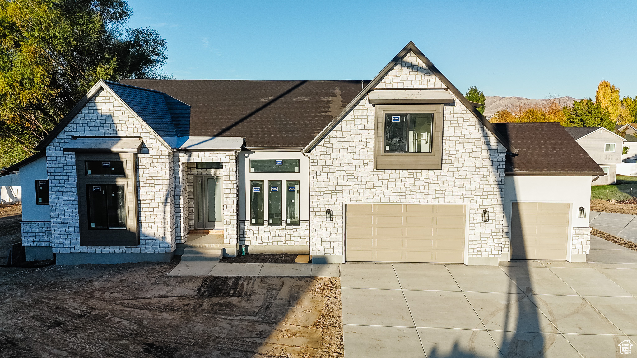 LONGHORN MEADOWS - Residential