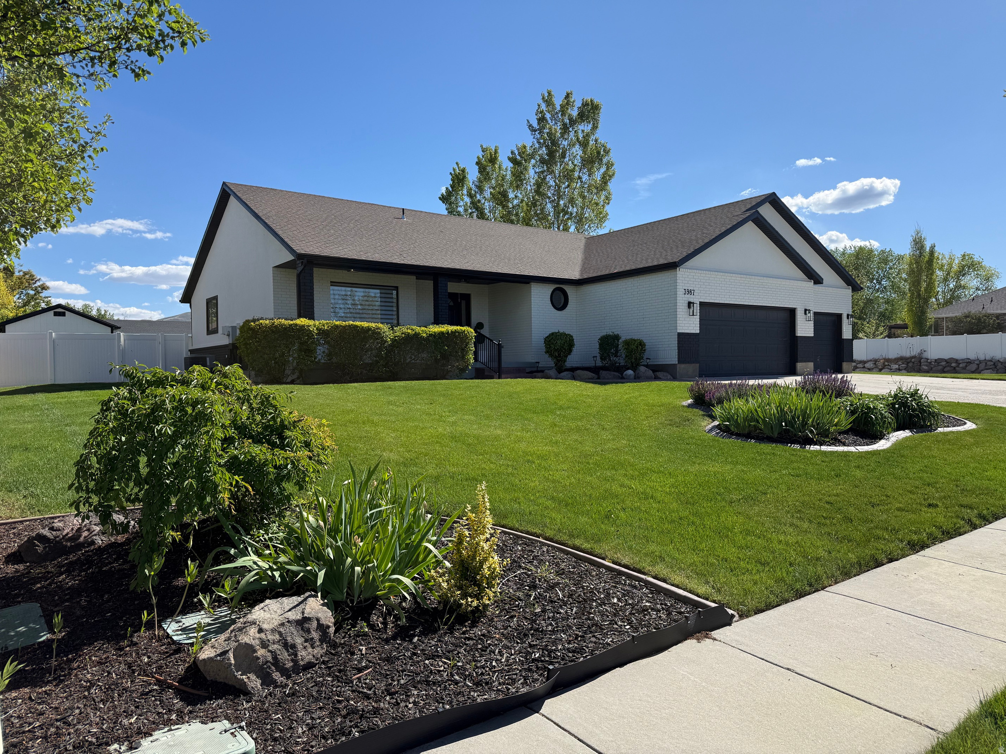 DEER MOUNTAIN ESTATES - Residential