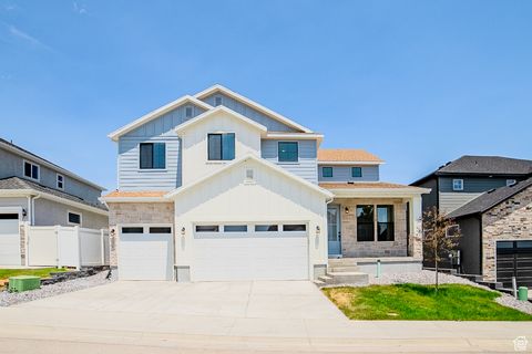 Photo of 3884 W SAND LAKE DR, South Jordan, UT 84009 (MLS # 2094688)