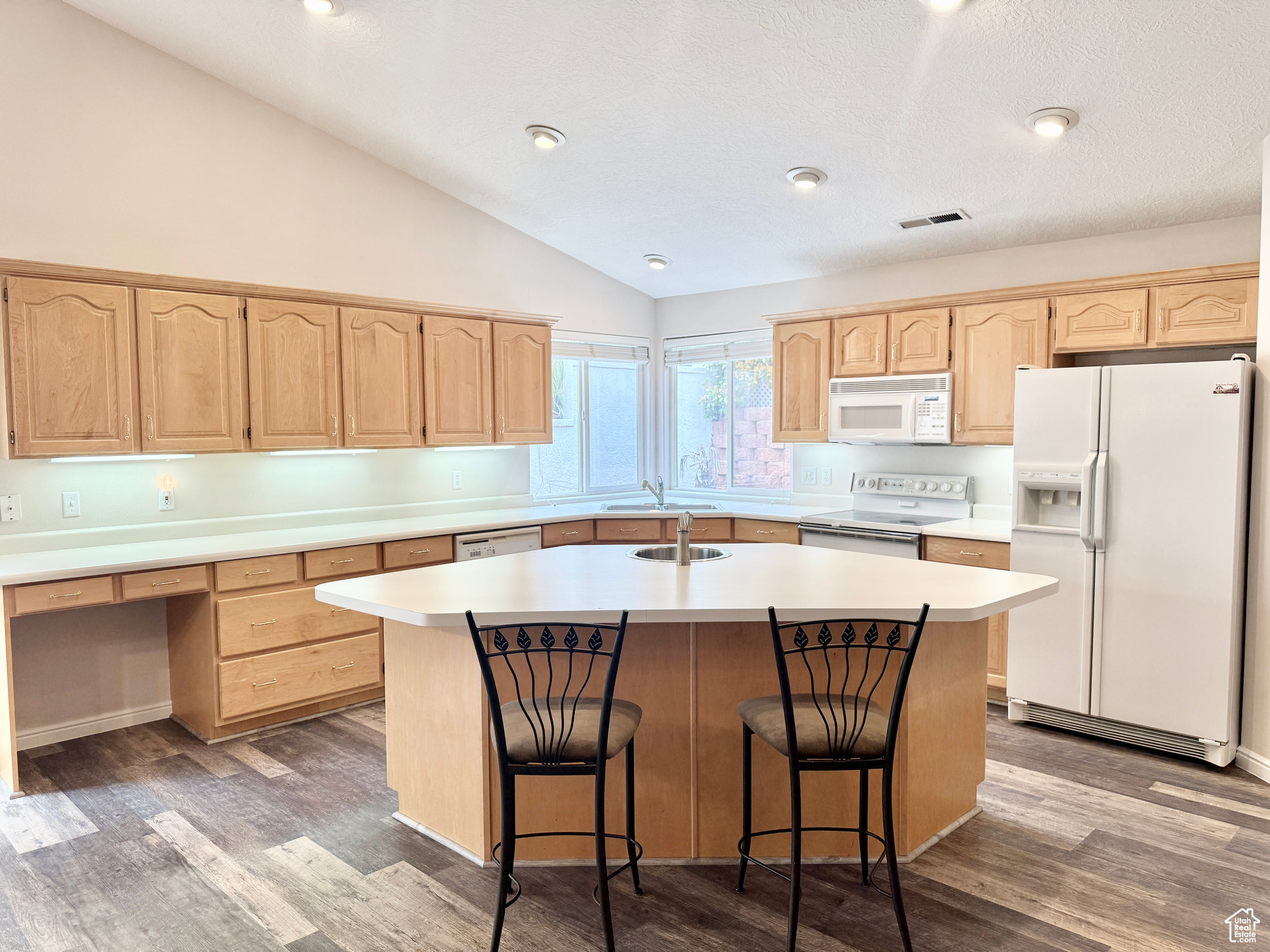 VISTA DEL SOL TH 1 - Residential