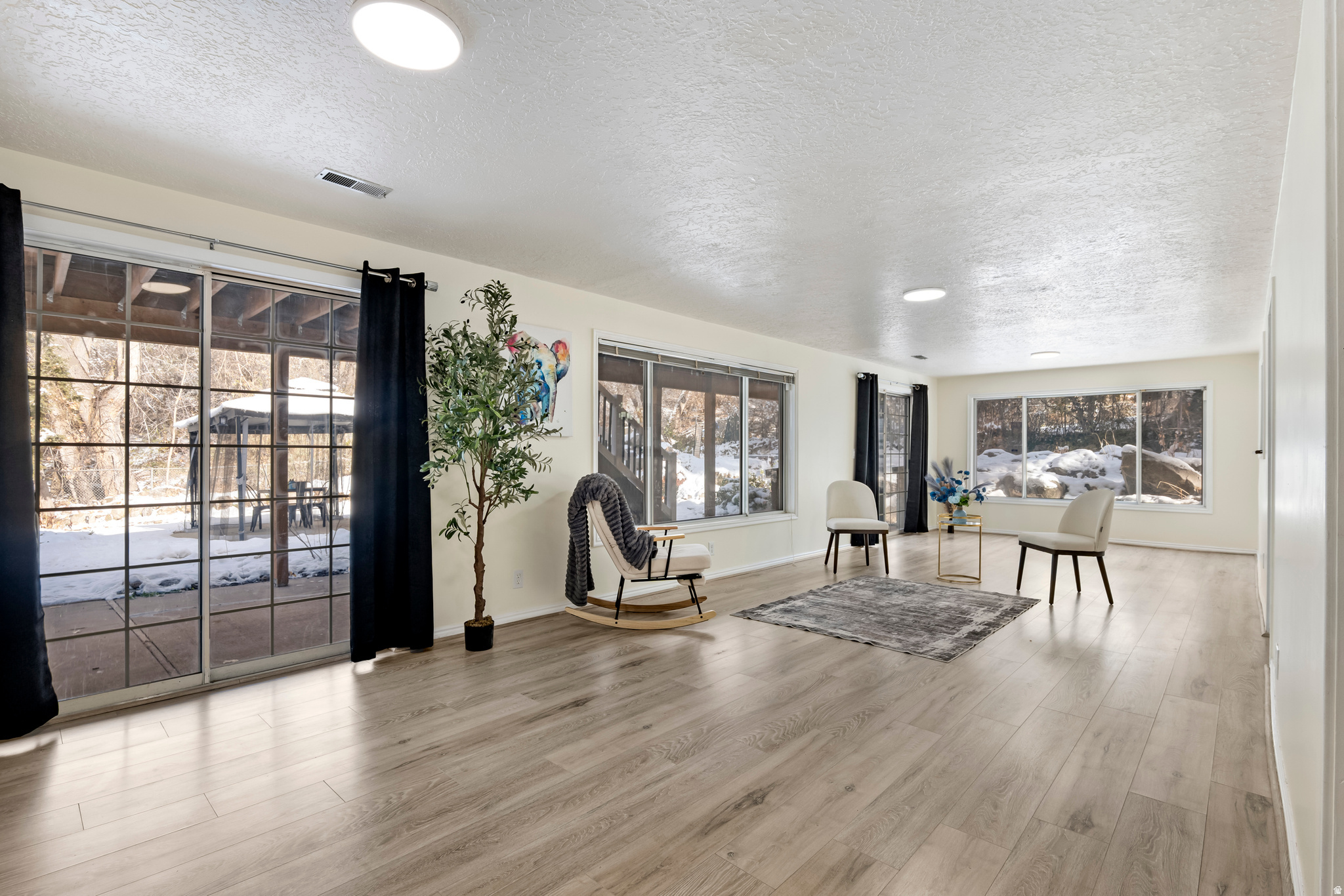 WOODLAND ESTATES - Residential