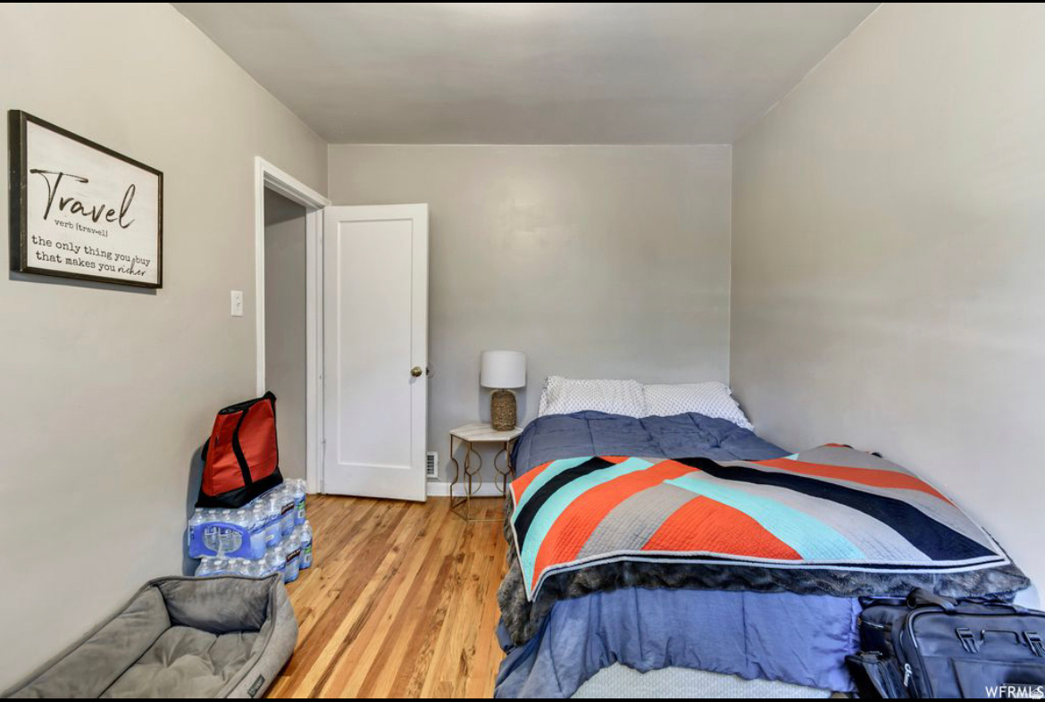 FOREST PLACE - Residential Income