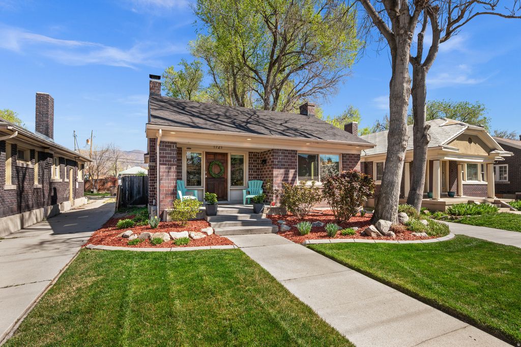 Photo of 1721 S 500 E, Salt Lake City, UT 84105 (MLS # 2145971)