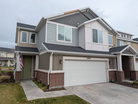 Photo of 5407 W BLACK HILLS LN, Herriman, UT 84096 (MLS # 2138852)