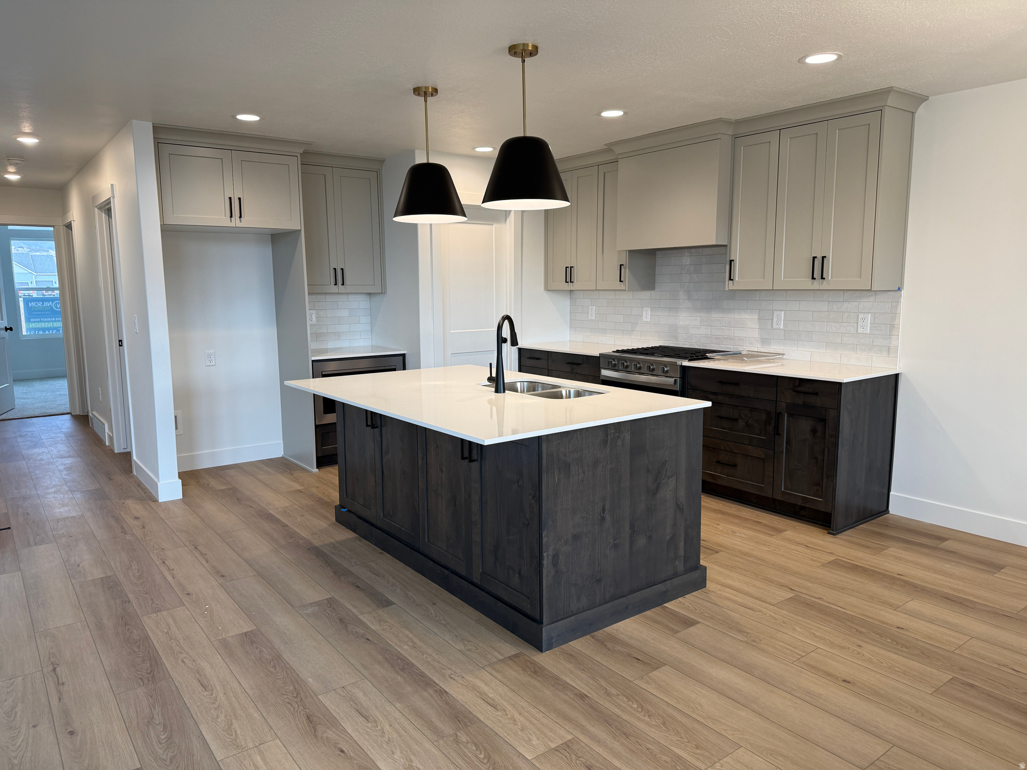 RIVERWOOD - Residential