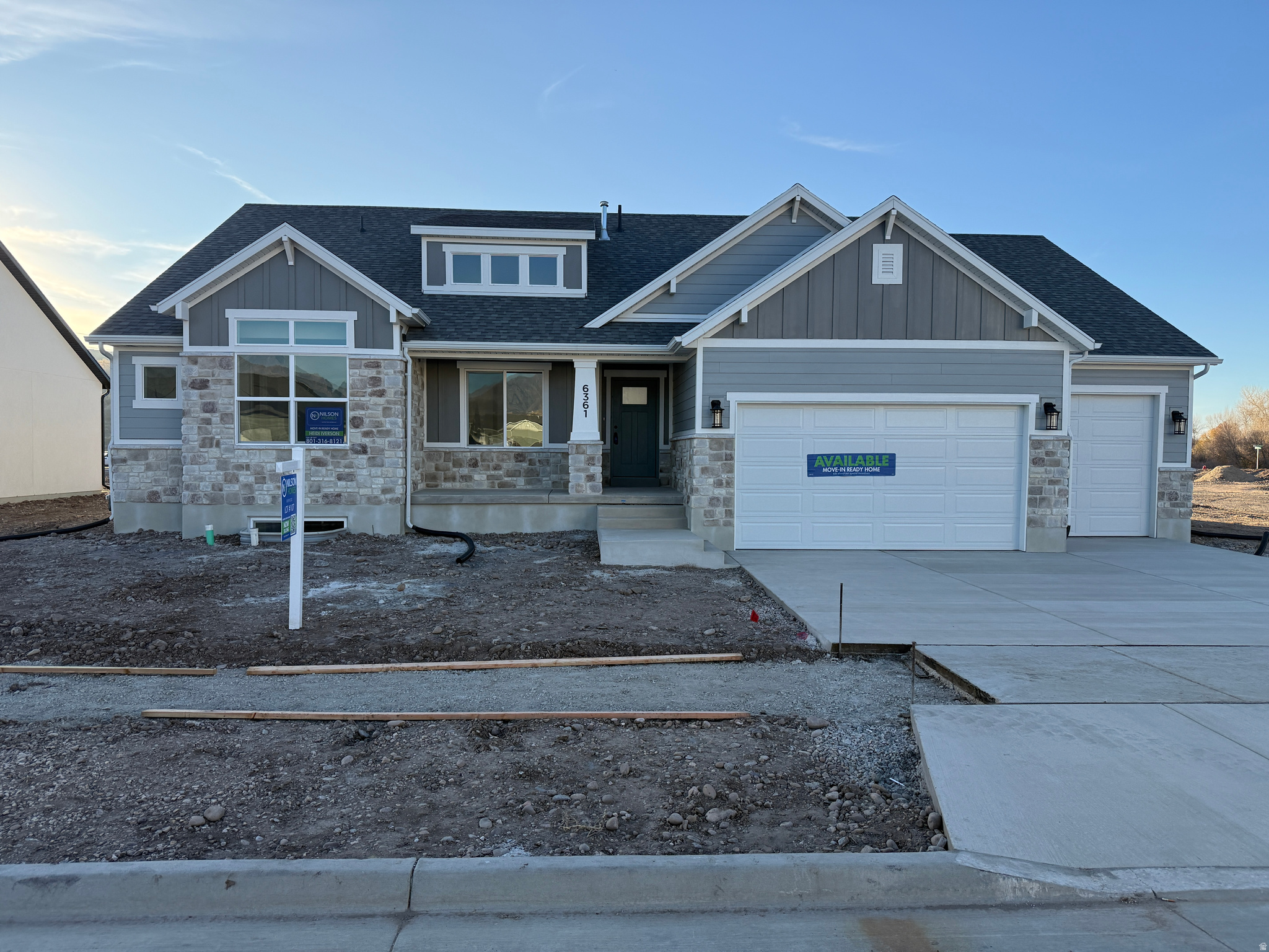 RIVERWOOD - Residential