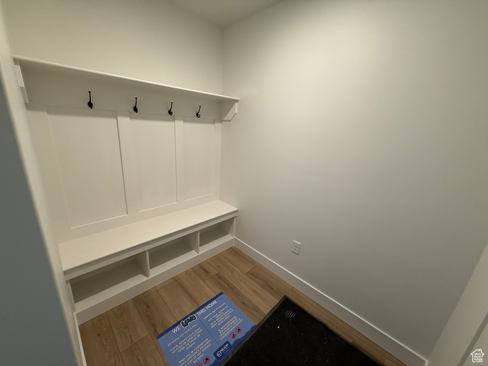 RIVERWOOD - Residential