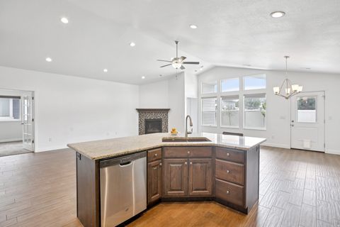 Tiny photo for 2337 W 1850 N, Clinton, UT 84015 (MLS # 2150305)