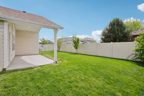 Tiny photo for 2337 W 1850 N, Clinton, UT 84015 (MLS # 2150305)