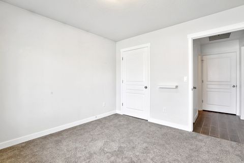 Tiny photo for 2337 W 1850 N, Clinton, UT 84015 (MLS # 2150305)