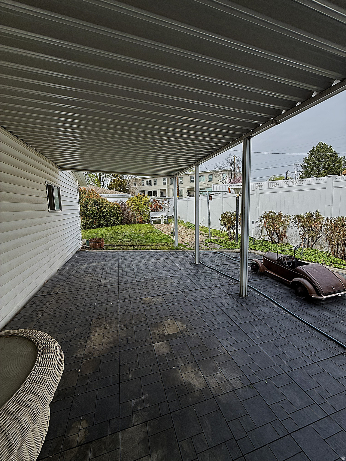 BROOKLANE NO 3 - Residential