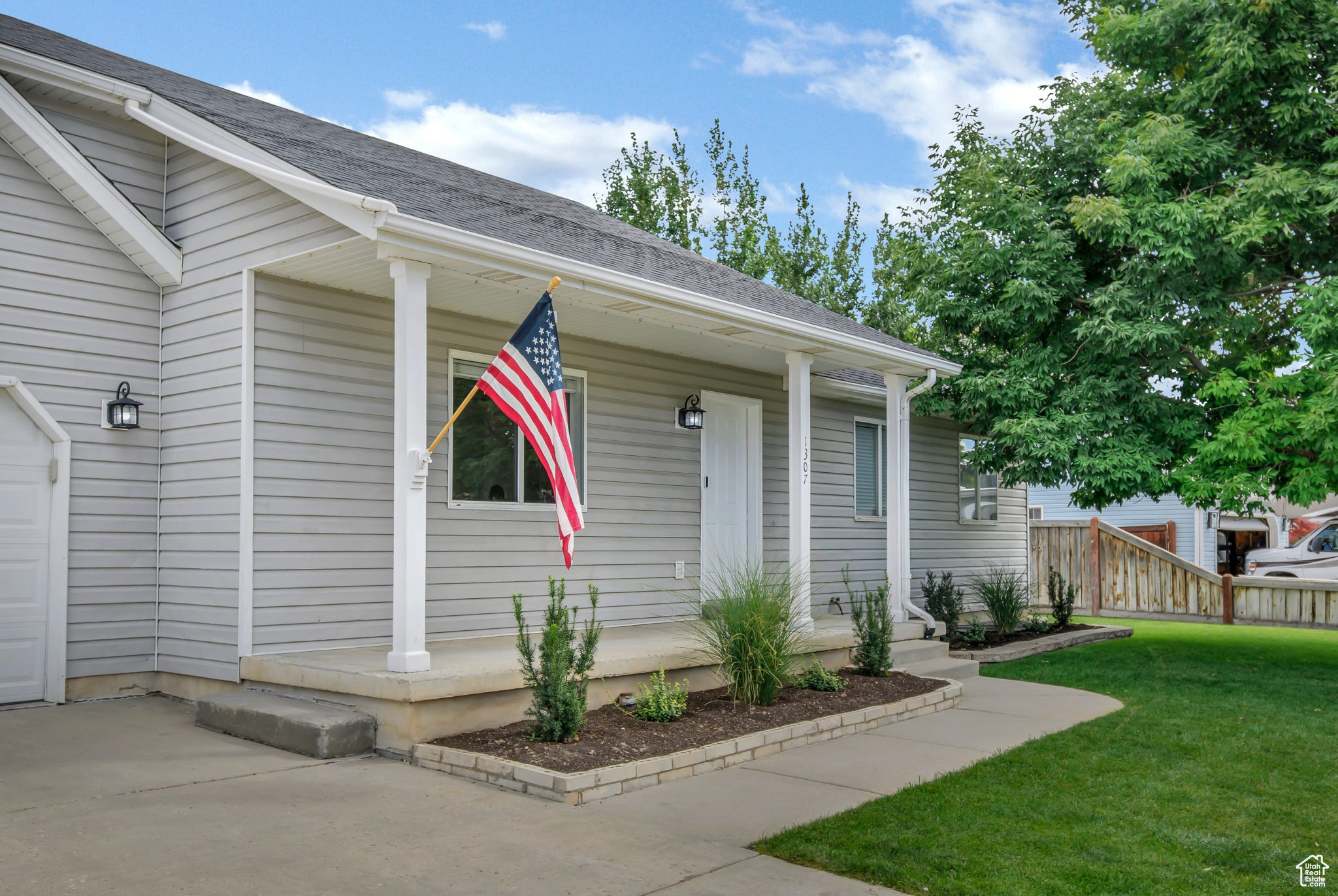 RIDGE - Residential