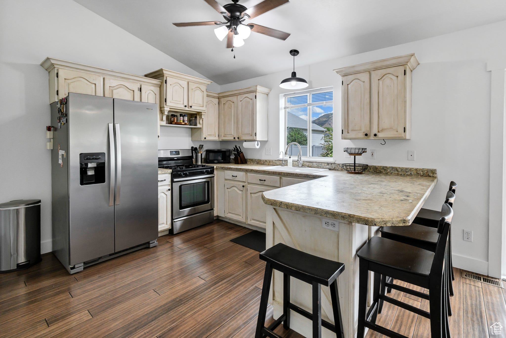 RIDGE - Residential