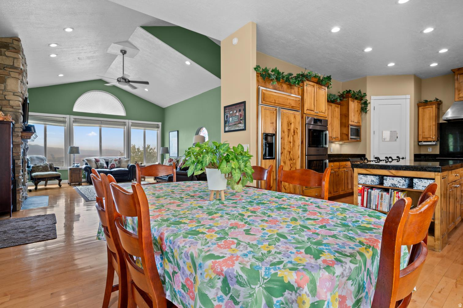 EAGLERIDGE - Residential
