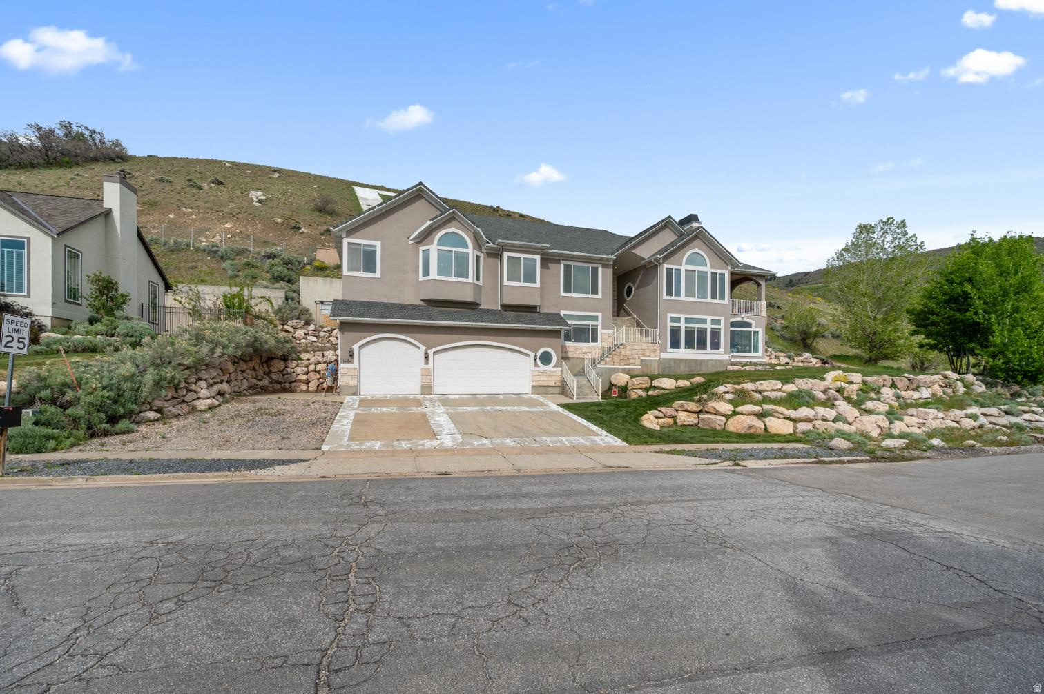 EAGLERIDGE - Residential