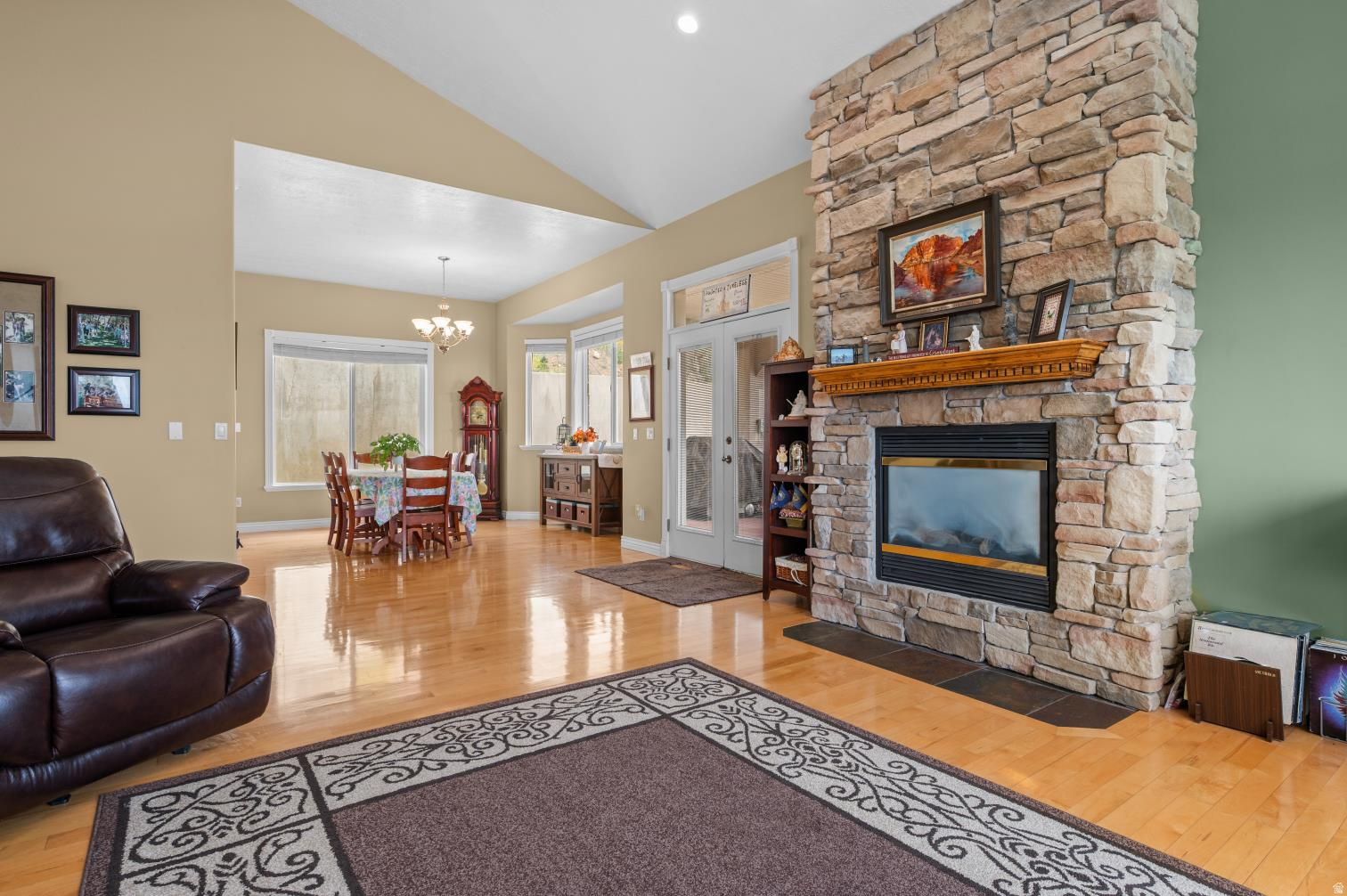 EAGLERIDGE - Residential