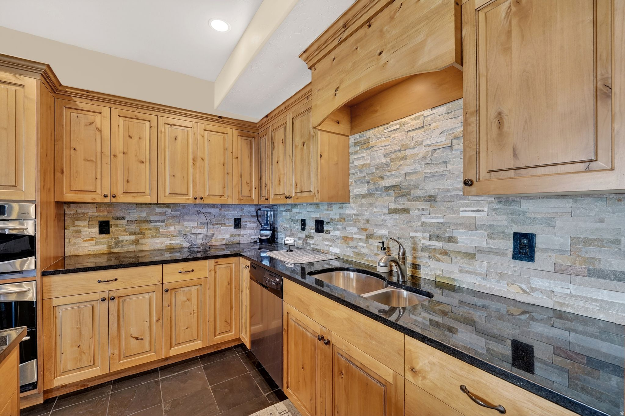 VIANSA VILLAS PUD - Residential