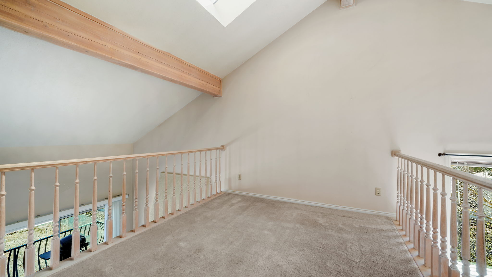 SWISS OAKS CONDOMINIUMS - Residential