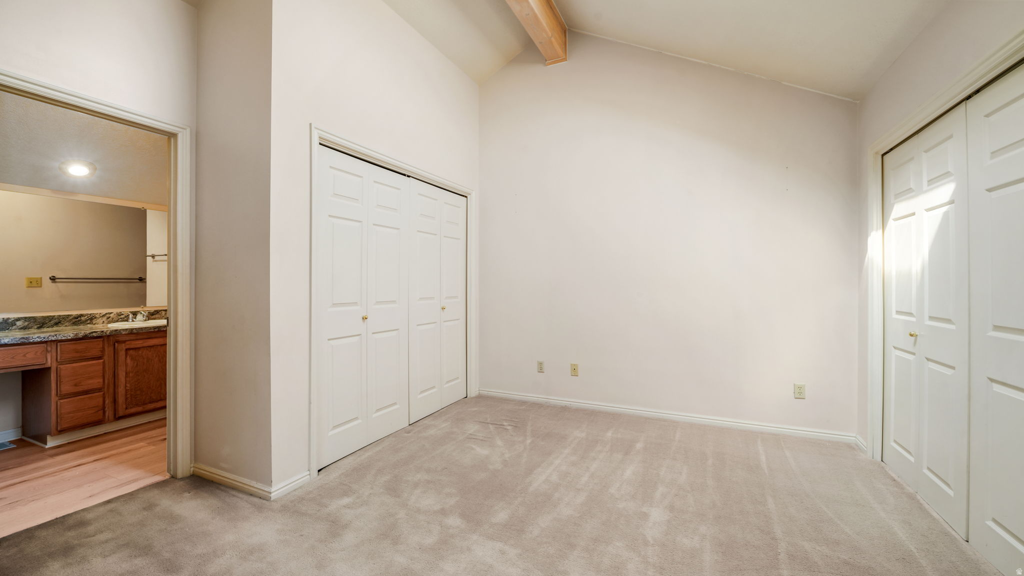 SWISS OAKS CONDOMINIUMS - Residential