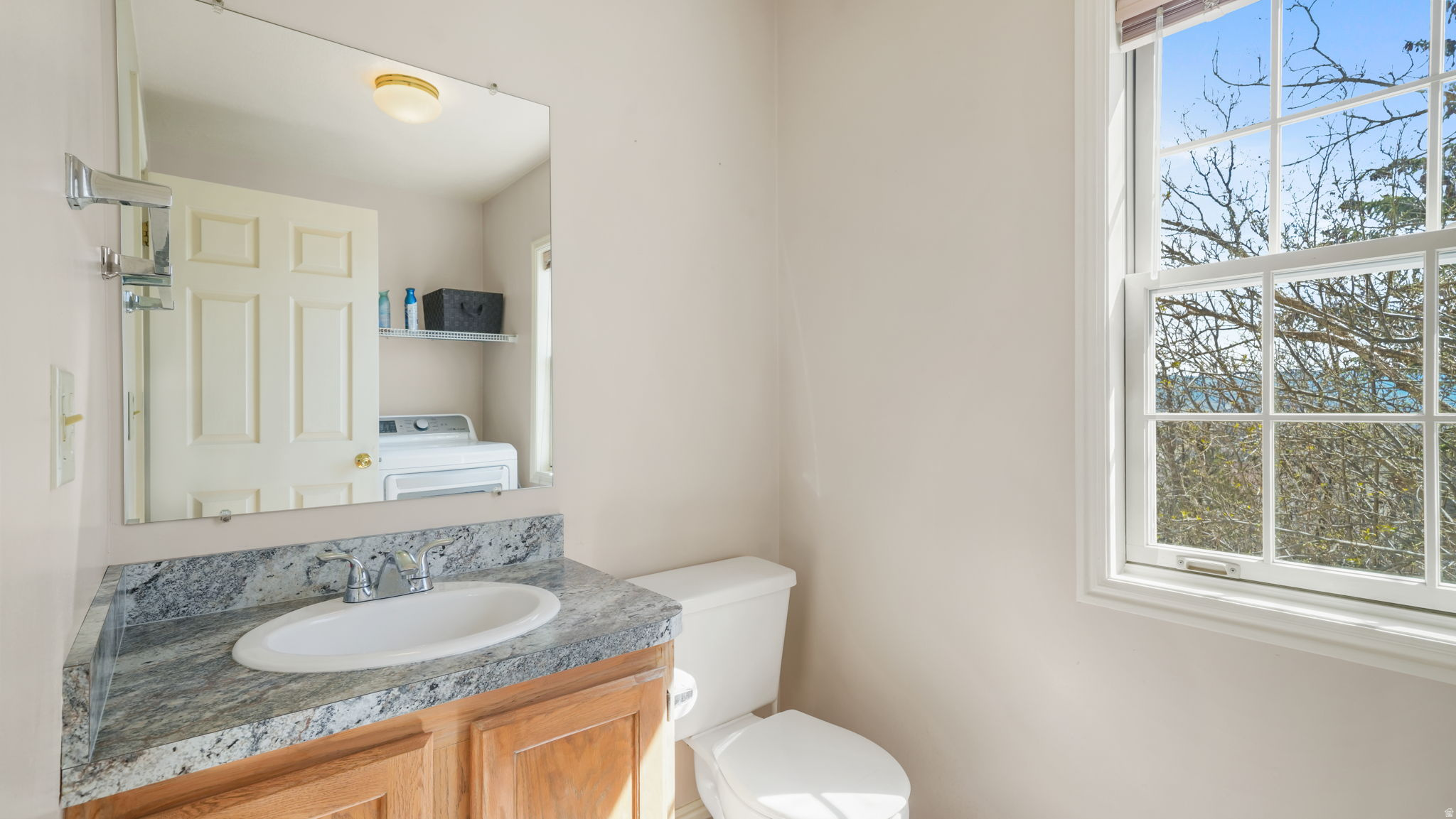 SWISS OAKS CONDOMINIUMS - Residential