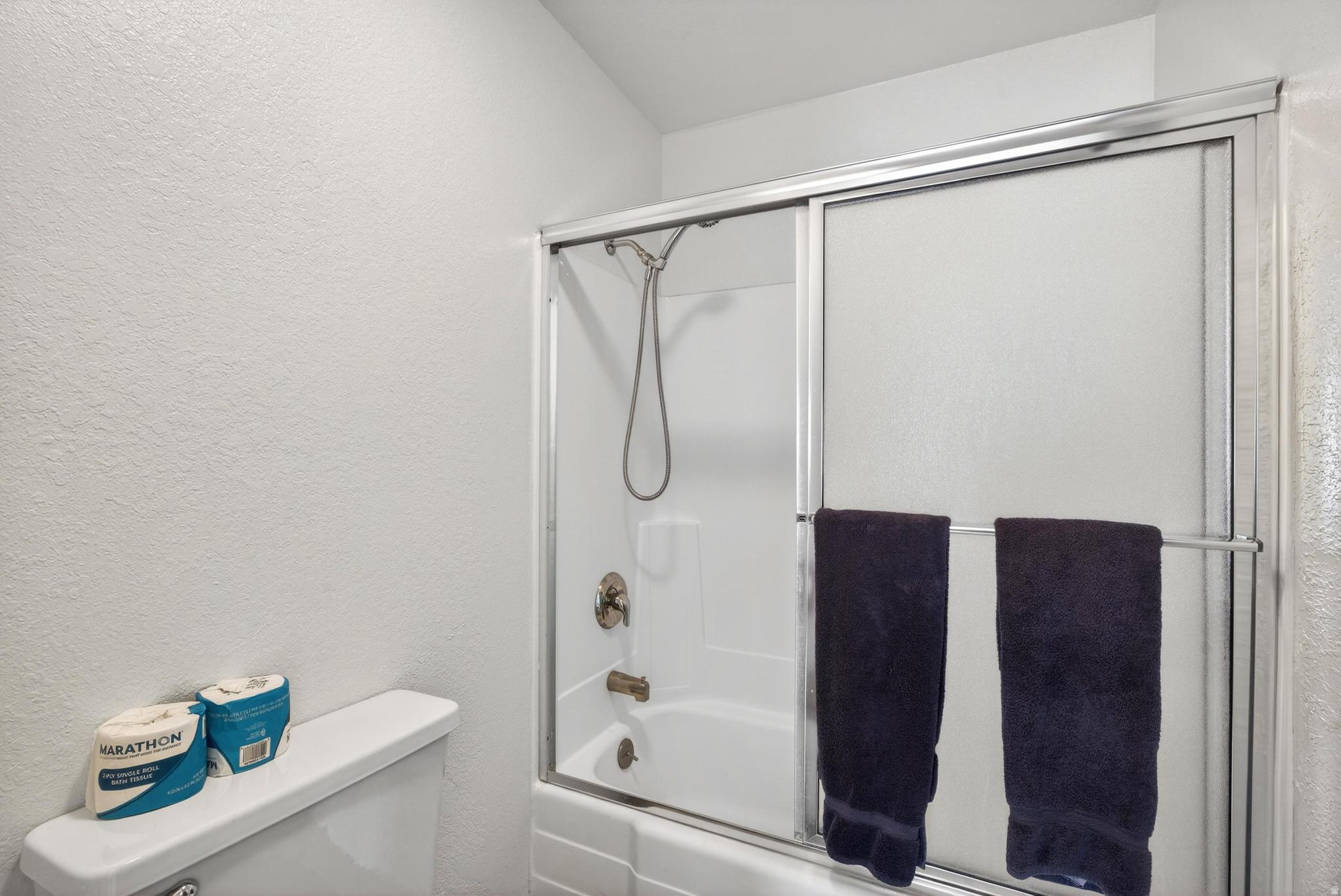 GIANT STEPS CONDO - Residential