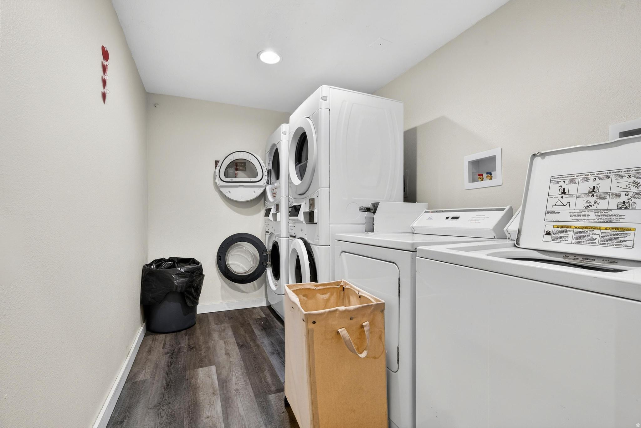 GIANT STEPS CONDO - Residential