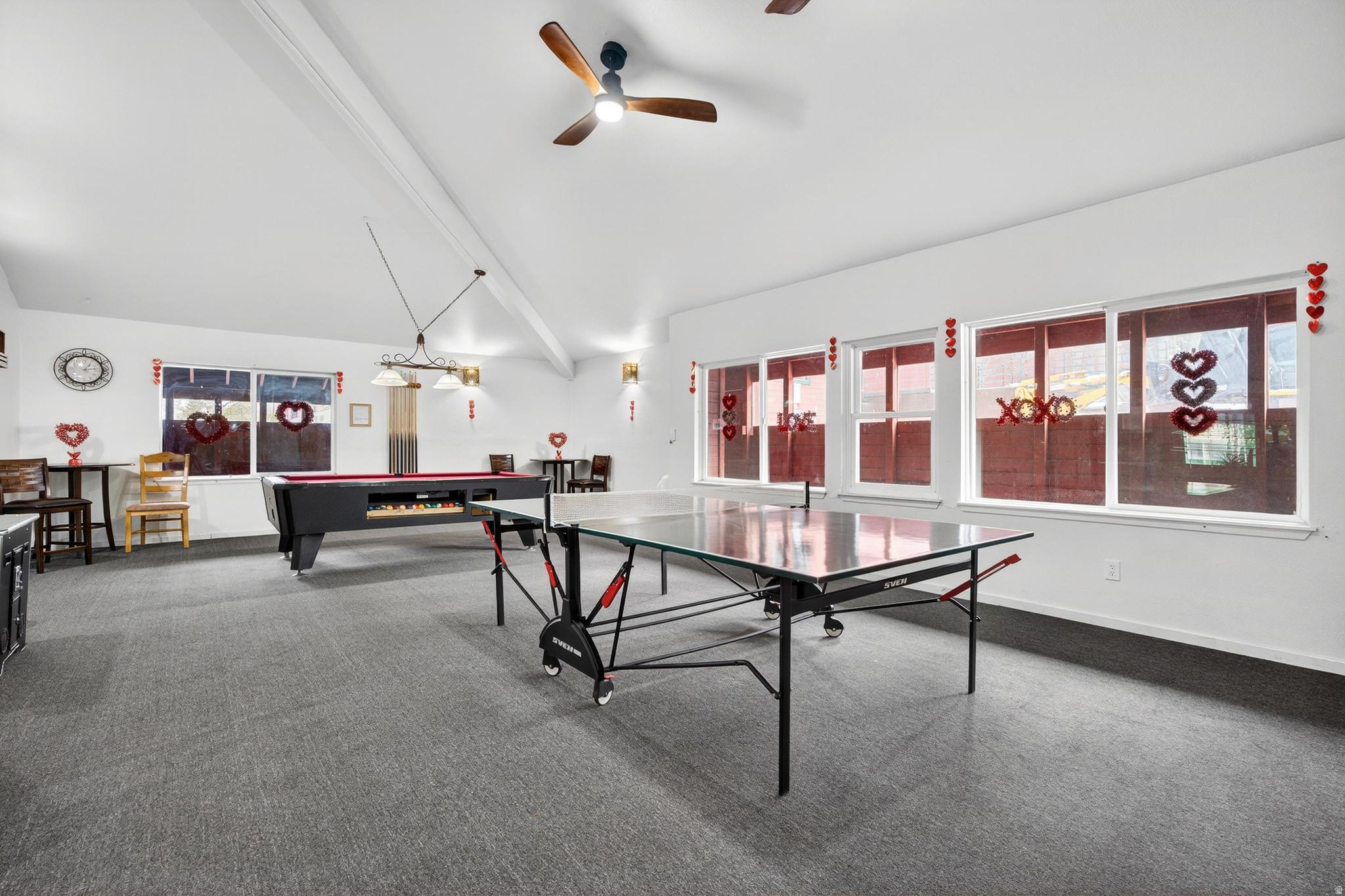 GIANT STEPS CONDO - Residential