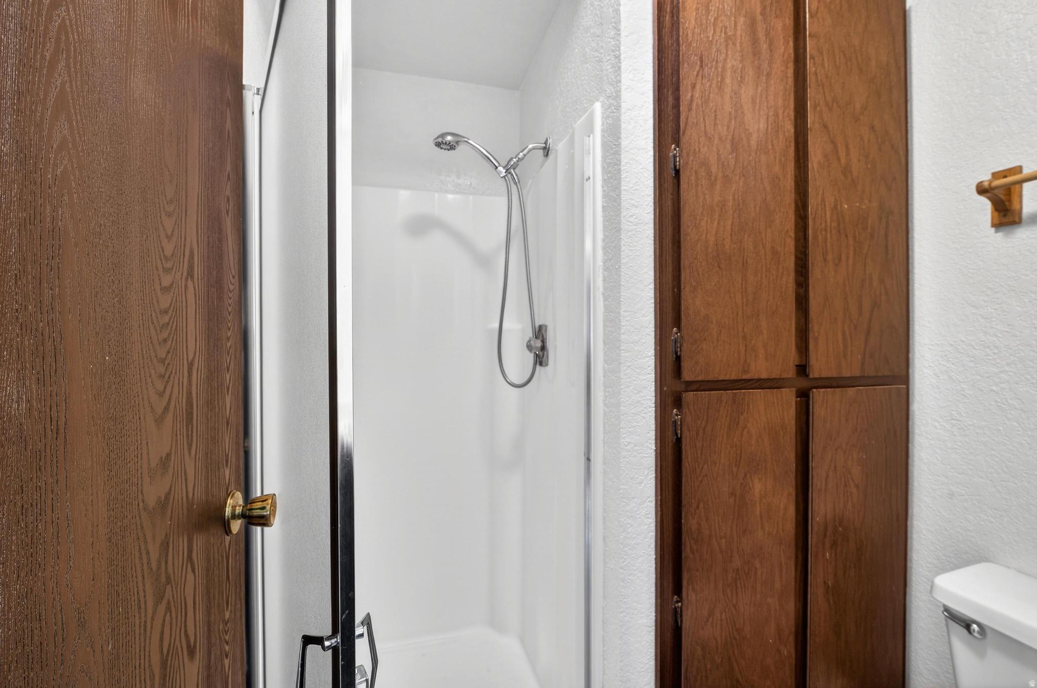 GIANT STEPS CONDO - Residential