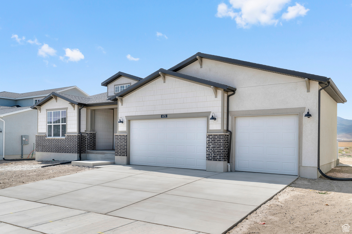 OVERLAND COLLECTION V2 237 - Residential