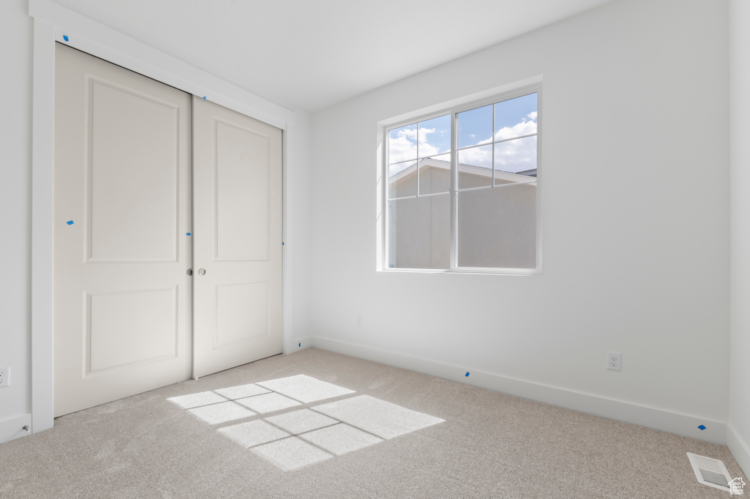 OVERLAND COLLECTION V2 237 - Residential