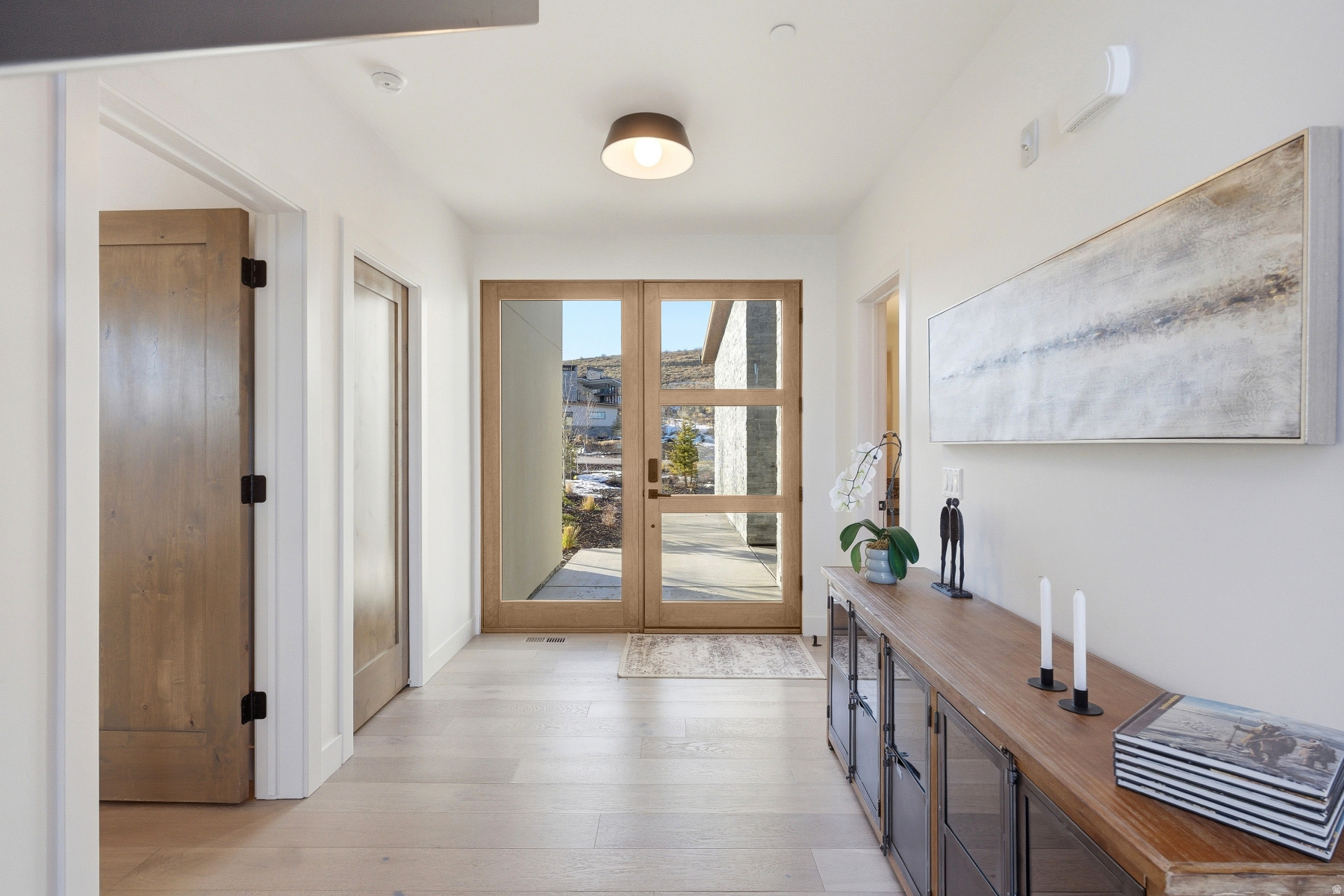 CLUBHOUSE VILLAS - Residential