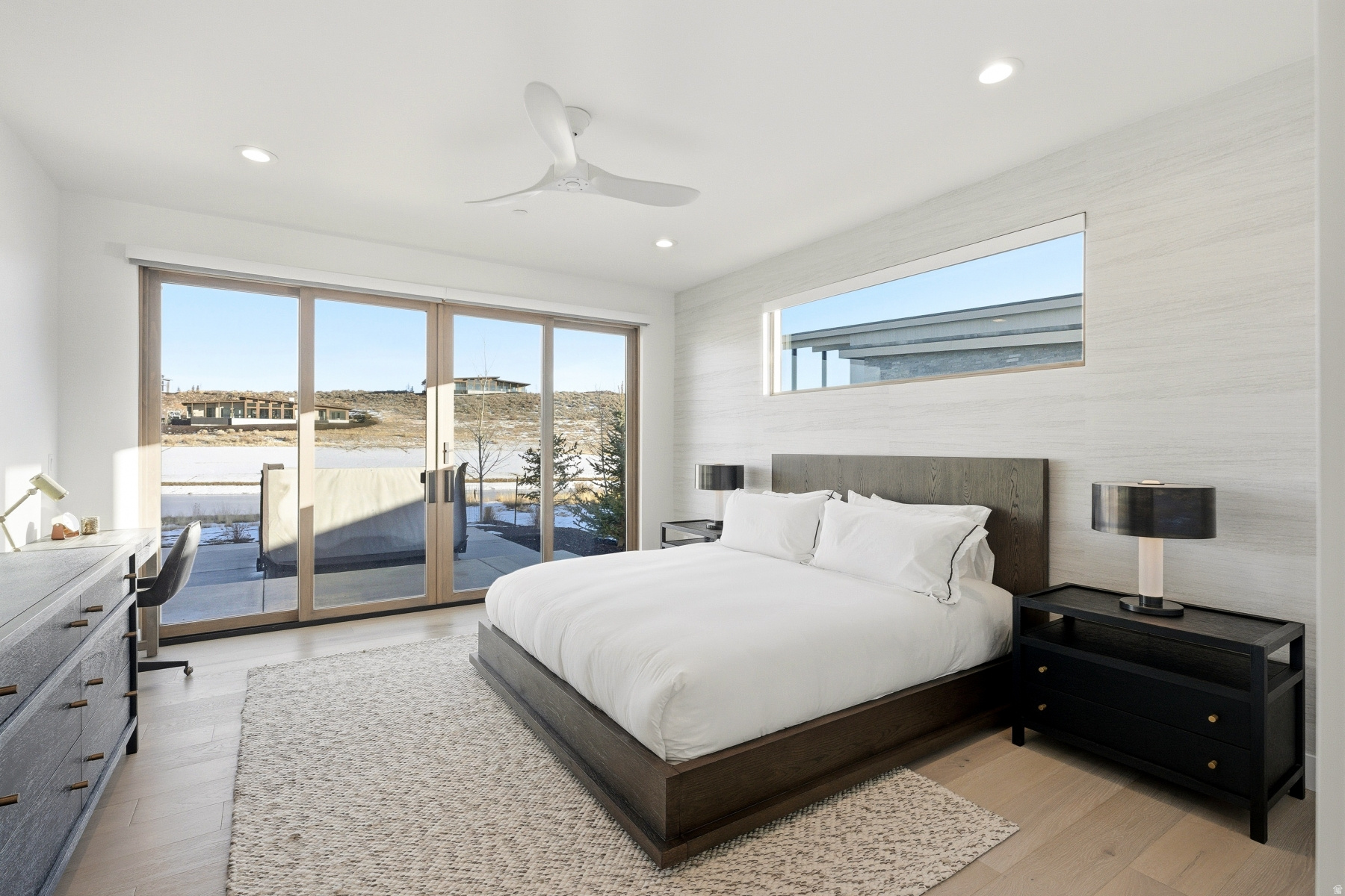 CLUBHOUSE VILLAS - Residential