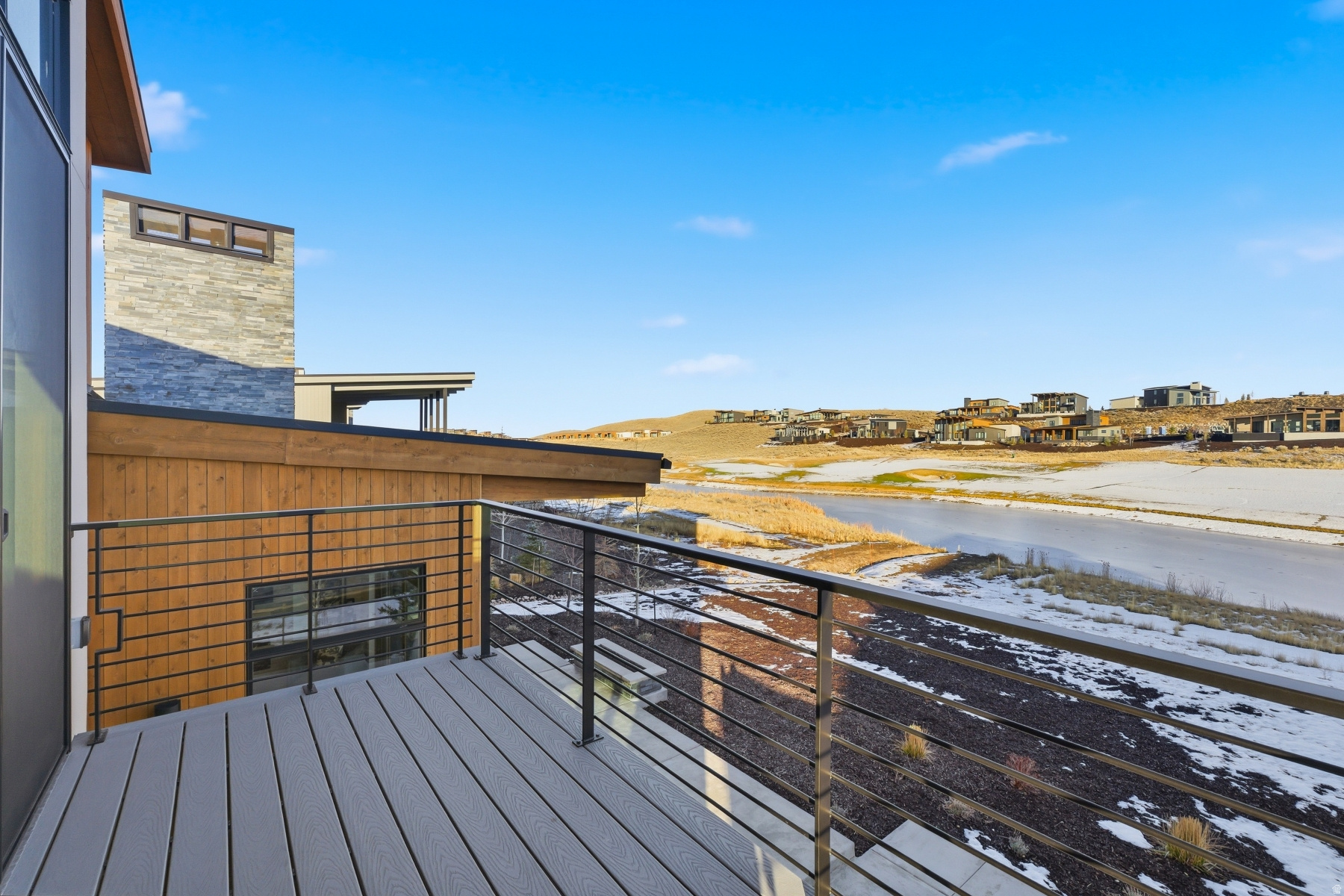 CLUBHOUSE VILLAS - Residential