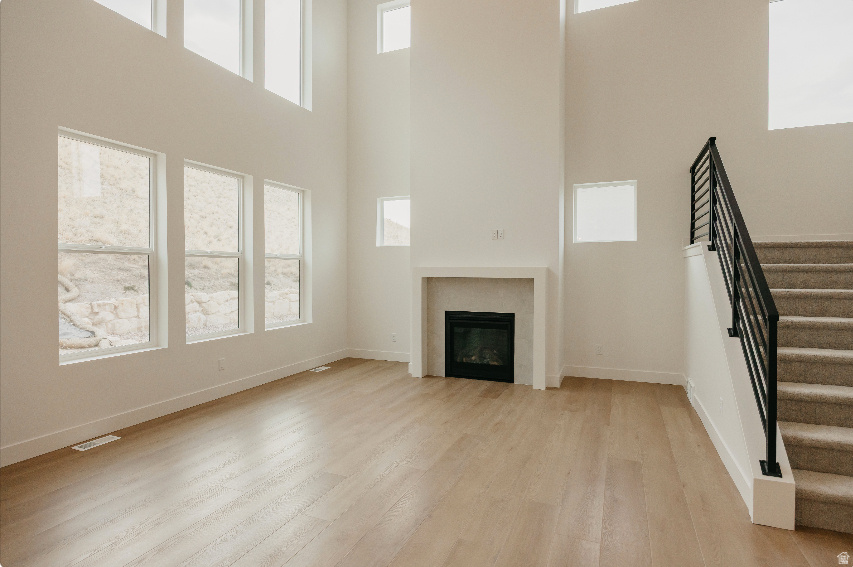 CANYON POINT - Residential