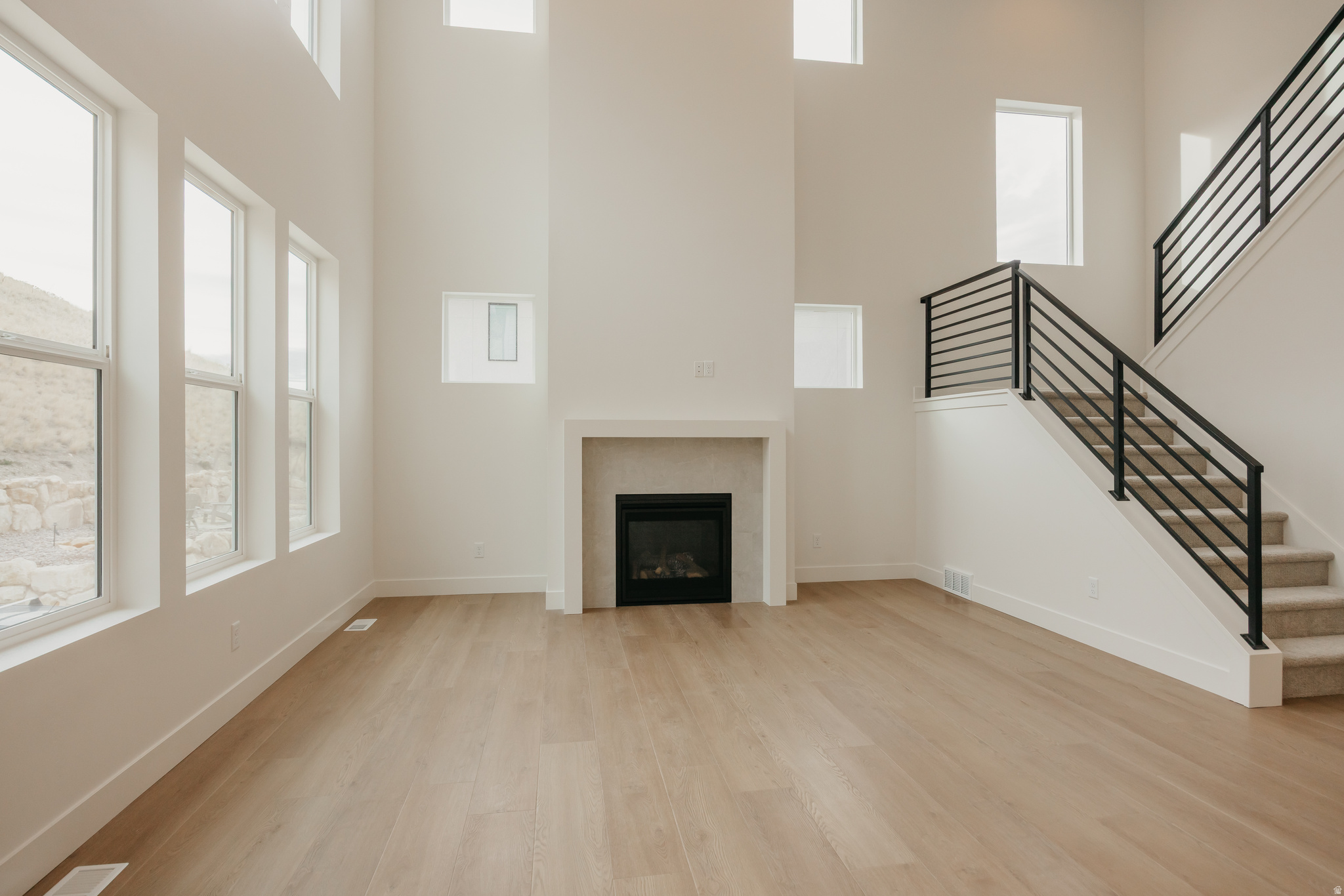 CANYON POINT - Residential