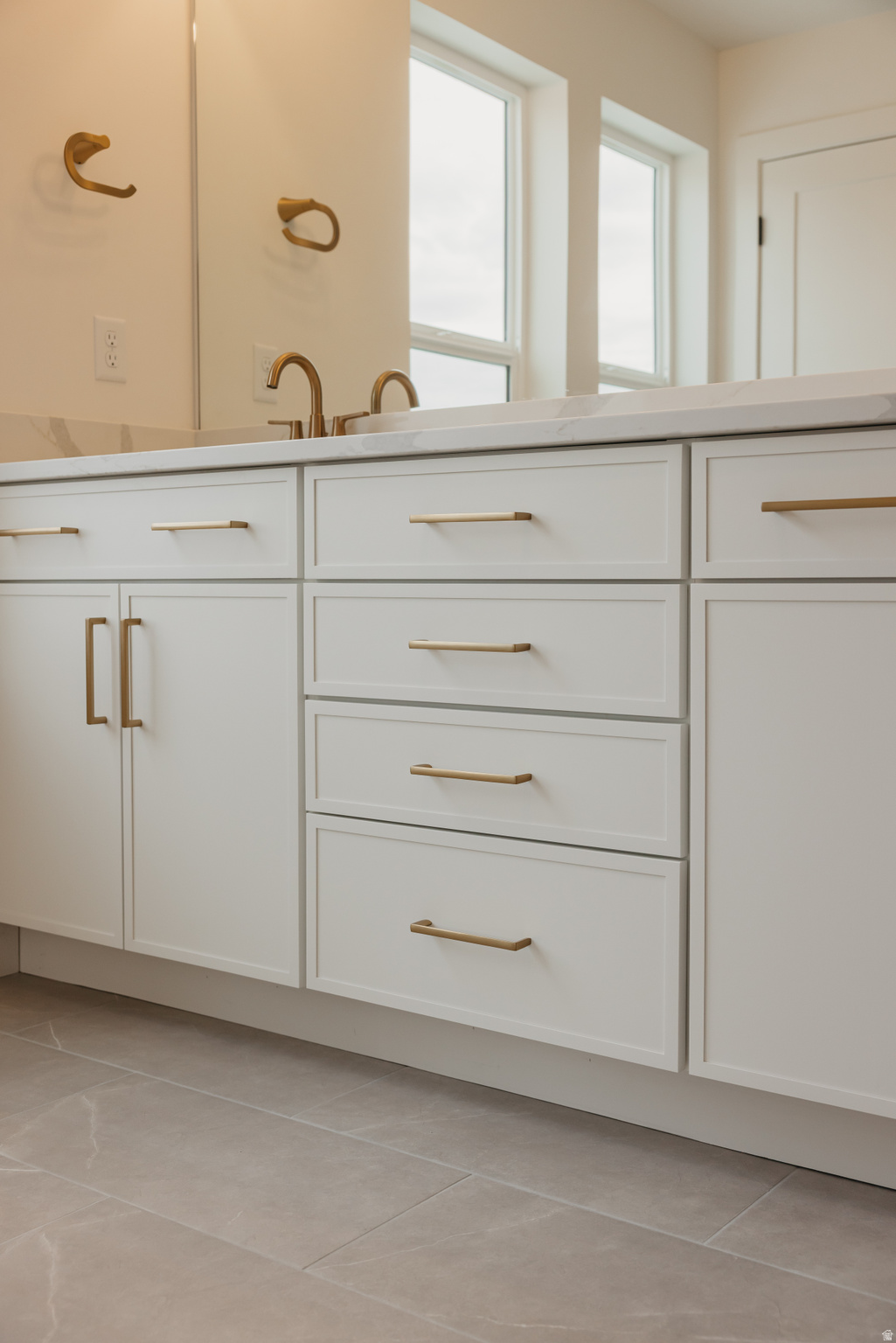 CANYON POINT - Residential