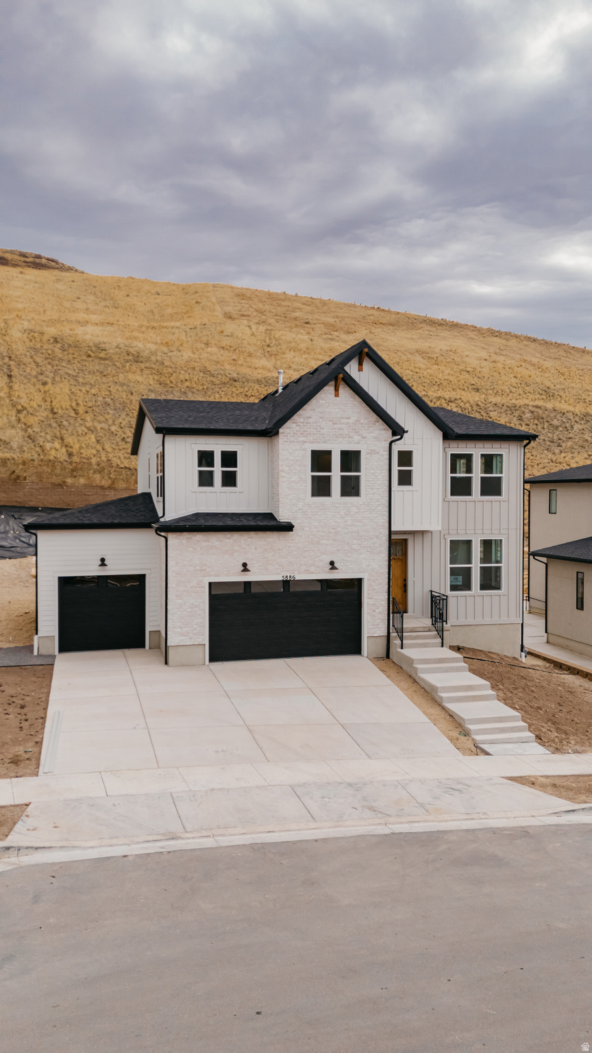 CANYON POINT - Residential