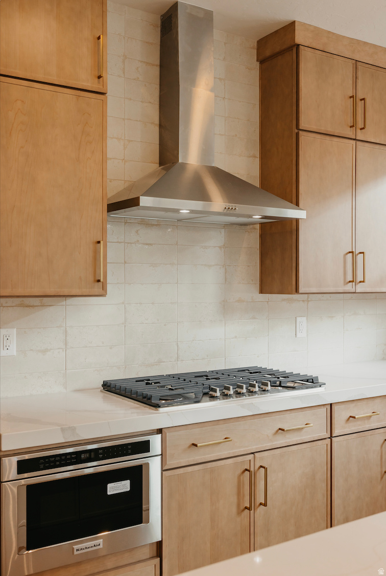 CANYON POINT - Residential