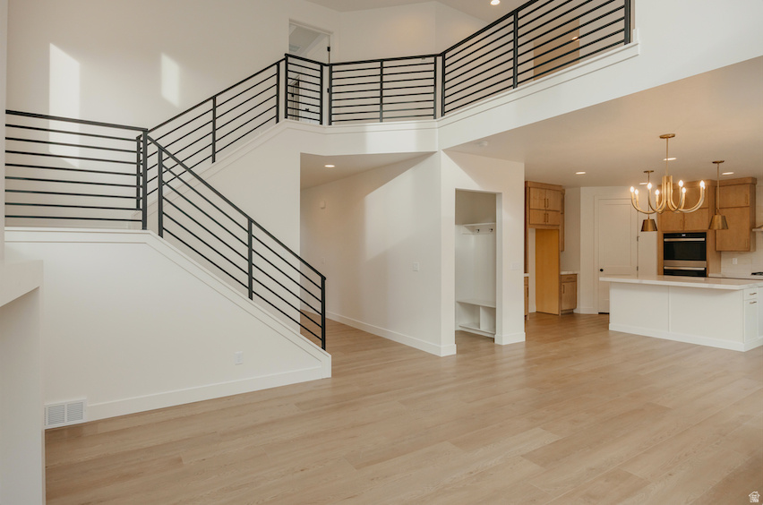 CANYON POINT - Residential