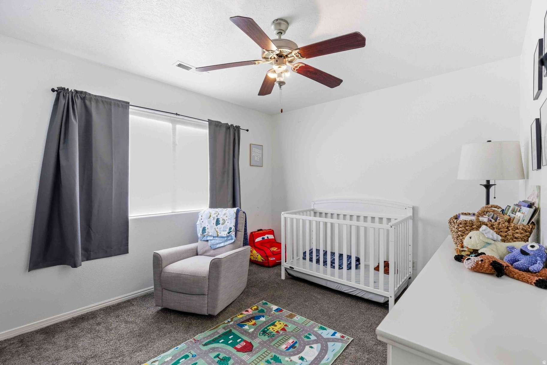 KNOLLWOOD TOWNHOMES 2 - Residential