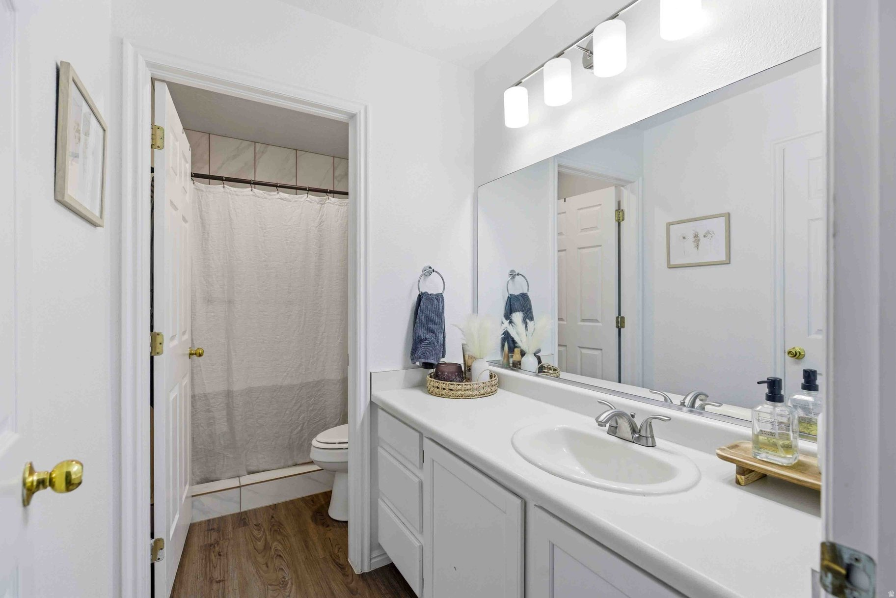 KNOLLWOOD TOWNHOMES 2 - Residential