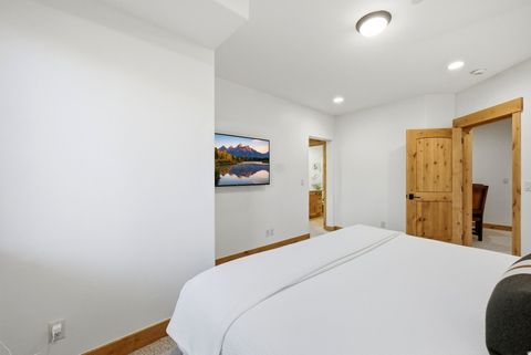 Tiny photo for 3230 THISTLE ST, Park City, UT 84060 (MLS # 2137097)