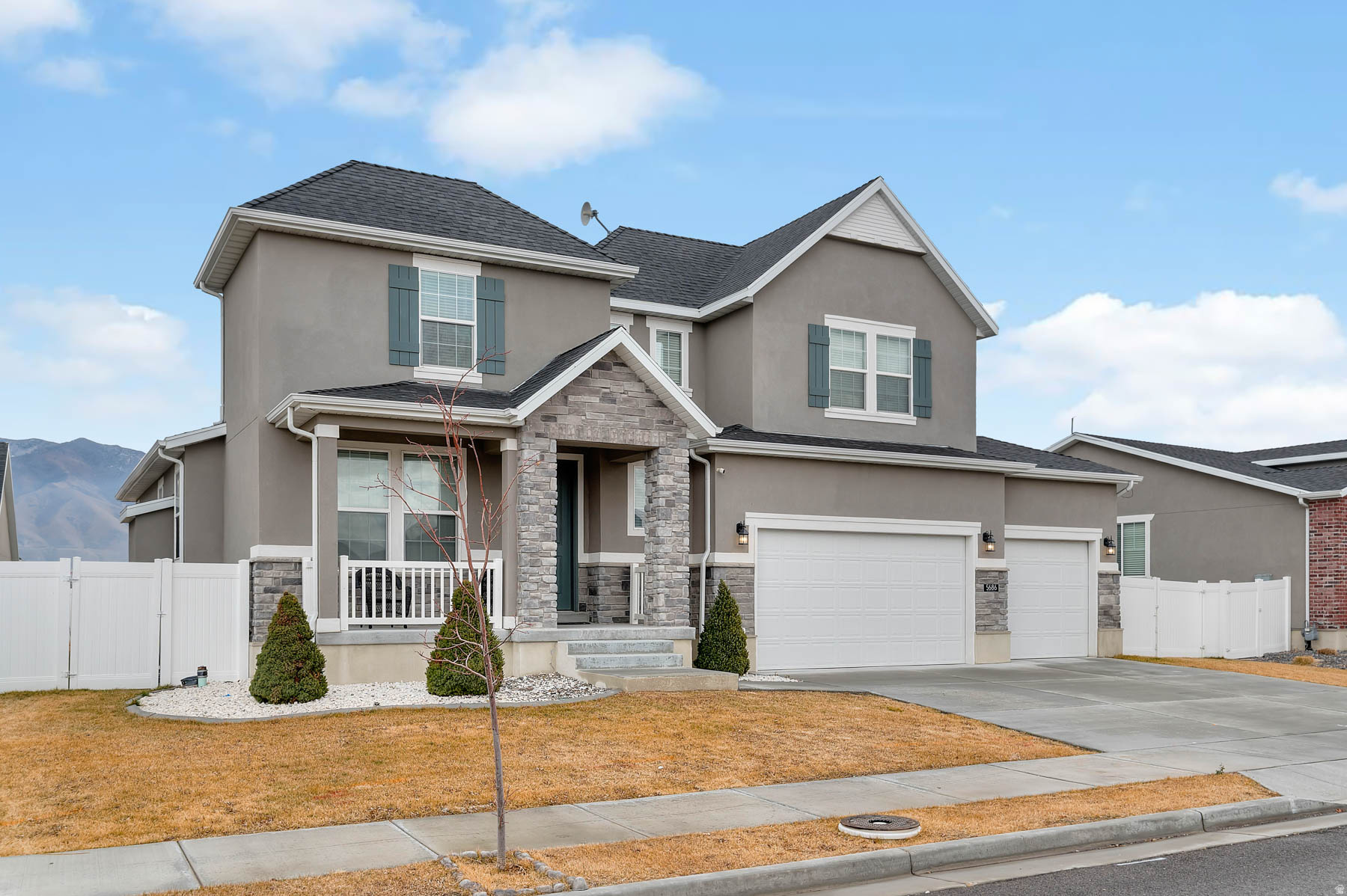 SAGEWOOD VILLAGE - Residential