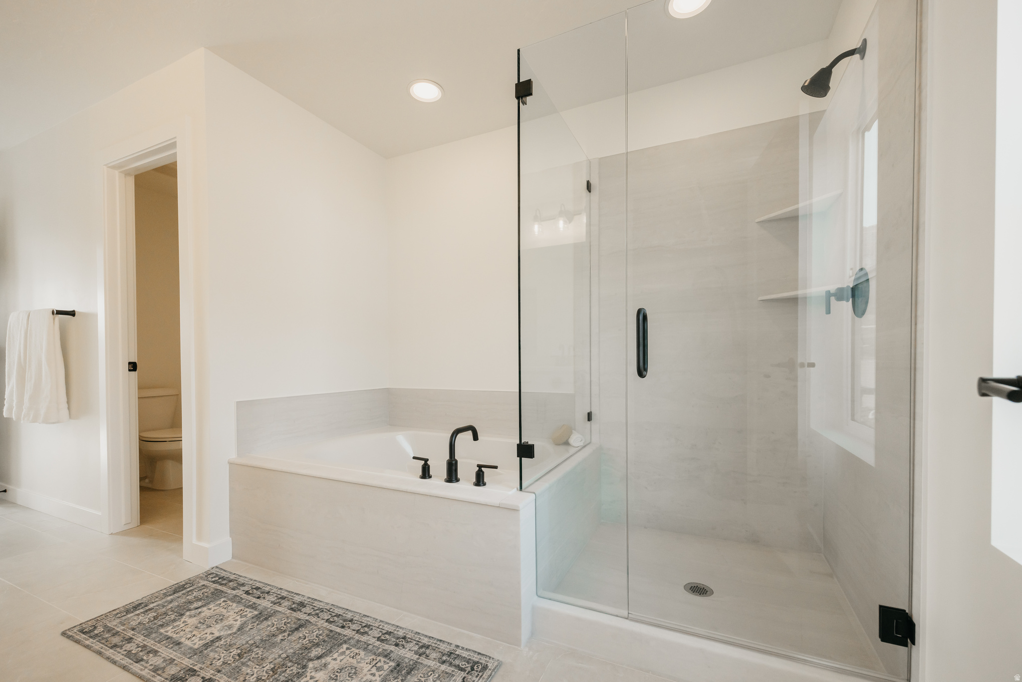 CANYON POINT - Residential