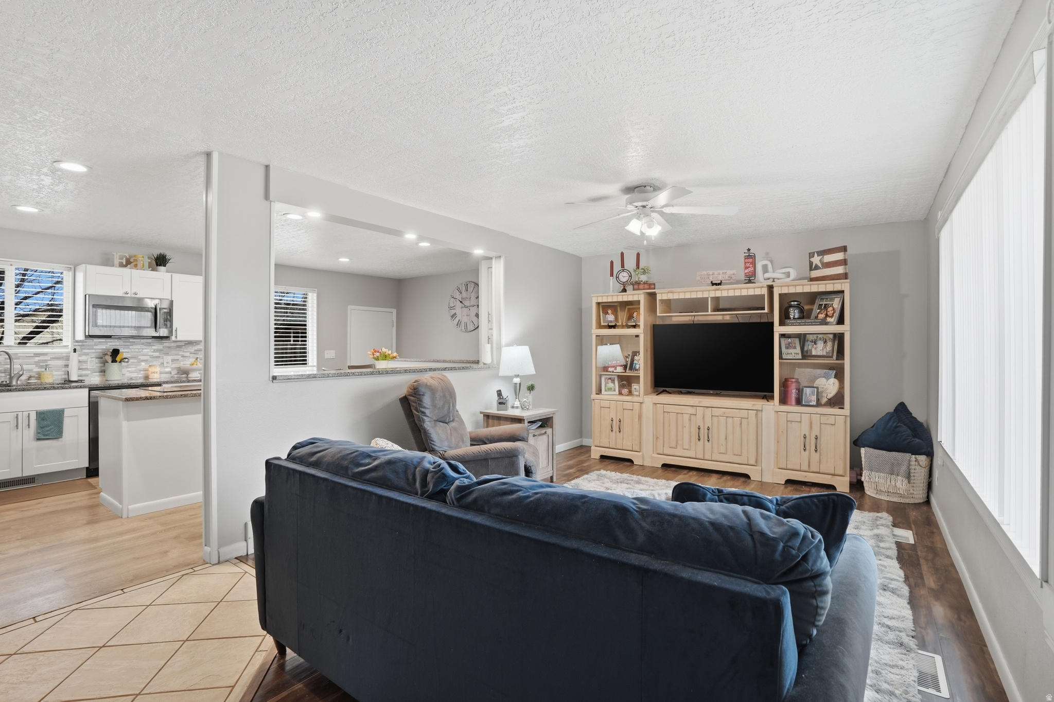 CANYON WEST - Residential