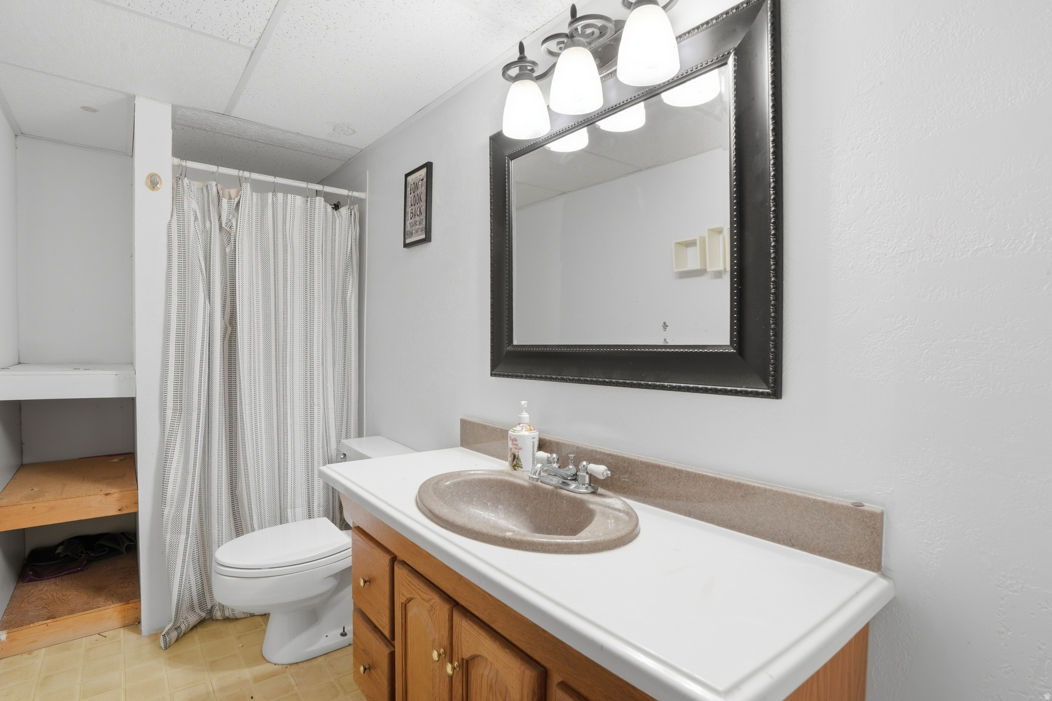 CANYON WEST - Residential